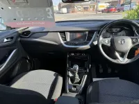 Used Vauxhall Grandland X S 130 HP (95 kW) 2019 White SUV