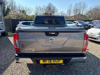 Used Nissan Navara Tekna 190 HP (139 kW) 2019 Grey Pickup