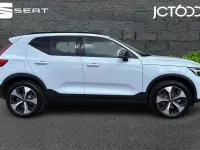 Usado Volvo XC40 Plus 161 CV (118 kW) 2024 Azul SUV