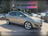 Used Vauxhall Meriva 130 HP (95 kW) 2014 Brown MPV