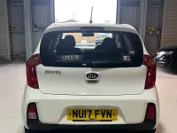 Second-hand Kia Picanto Air 65 CP (47 kW) 2017 Alb Hatchback