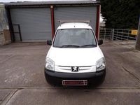 Second-hand Peugeot Partner 69 CP (50 kW) 2006 Alb Monovolum