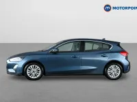 Used Ford Focus Titanium 125 HP (91 kW) 2019 Blue Hatchback