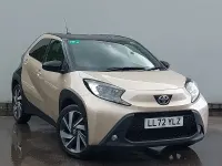 Used Toyota Aygo X 72 HP (52 kW) 2022 Beige SUV