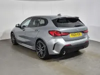 Usado BMW 118 M Sport 134 HP (98 kW) 2024 Cinzento Citadino