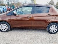 Begagnad Toyota Yaris 69 HK (50 kW) 2012 Brun Halvkombi