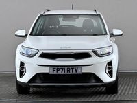 Used Kia Stonic 99 HP (72 kW) 2022 White SUV