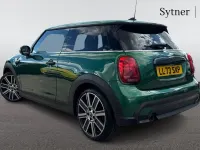 Used Mini Cooper Exclusive 134 HP (98 kW) 2024 Green Hatchback