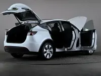 Used Tesla Model Y Long Range AWD 378 kW (514 HP) 2022 White SUV