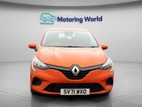 Used Renault Clio V Iconic 90 HP (66 kW) 2021 Orange Hatchback