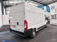 Usado Citroën Relay 140 HP (102 kW) 2023 Branco Van