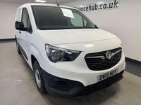 Used Vauxhall Combo Edition 75 HP (55 kW) 2019 White MPV