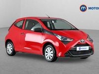 Usado Toyota Aygo 72 HP (52 kW) 2018 Vermelho Citadino