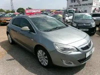 Used Vauxhall Astra 115 HP (84 kW) 2011 Silver Hatchback