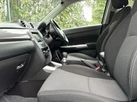 Used Suzuki Vitara SZ-T 2022 White SUV
