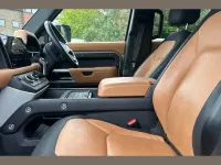 Gebraucht Land Rover Defender HSE Dynamic 404 PS (297 kW) 2023 Braun SUV