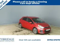 Used Kia Rio 107 HP (78 kW) 2015 Red Hatchback