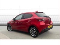 Used Mazda 2 Inclusive 88 HP (64 kW) 2017 Red Hatchback