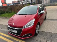 Second-hand Peugeot 208 Allure 82 CP (60 kW) 2016 Roșu Hatchback