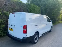 Used Vauxhall Vivaro 100 HP (73 kW) 2021 White MPV