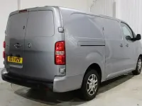 Second-hand Vauxhall Vivaro Sportive 150 CP (110 kW) 2022 Gri Monovolum