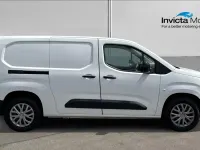Used Citroën Berlingo 100 HP (73 kW) 2022 White MPV