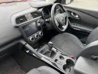 Used Renault Kadjar Version S 116 HP (85 kW) 2019 Red SUV