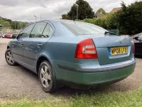 Usado Skoda Octavia Ambiente 115 CV (84 kW) 2008 Gris Utilitario