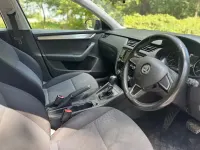 Used Skoda Octavia 110 HP (80 kW) 2016 White Estate