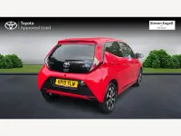 Used Toyota Aygo Trend 72 HP (52 kW) 2019 Red Hatchback