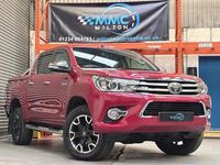 Used Toyota HiLux 150 HP (110 kW) 2016 Red Pickup