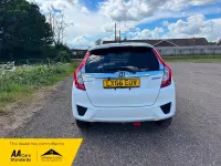 Used Honda Fit 137 HP (100 kW) 2016 White Hatchback