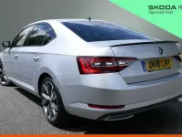 Used Skoda Superb 140 HP (102 kW) 2018 Brilliant silver metallic Hatchback
