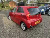 Used Kia Picanto 84 HP (61 kW) 2016 Red Hatchback