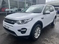 Used Land Rover Discovery 5 SE 180 HP (132 kW) 2017 White SUV