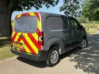 Used Citroën Berlingo 100 HP (73 kW) 2022 Grey MPV