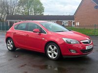 Second-hand Vauxhall Astra SRi 2011 Roșu Hatchback