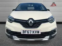 Used Renault Captur Dynamique 90 HP (66 kW) 2017 Cream SUV