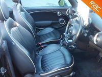 Usado Mini Cooper D Cabriolet 112 CV (82 kW) 2011 Negro Descapotable