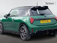 Used Mini John Cooper Works Hatch 228 HP (167 kW) 2024 Green Hatchback