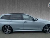 Usado BMW 320 M Sport 190 CV (139 kW) 2022 Gris Familiar
