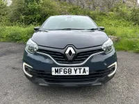 Used Renault Captur Iconic 90 HP (66 kW) 2018 Blue/black SUV