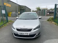 Begagnad Peugeot 308 Allure 120 HK (88 kW) 2014 Silver Halvkombi