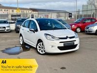 Used Citroën C3 SELECTION 82 HP (60 kW) 2013 White Hatchback