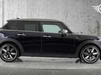 Używany Mini Cooper Exclusive 134 KM (98 kW) 2023 Czarny Hatchback