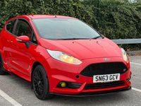 Used Ford Fiesta Zetec 2013 Red Hatchback