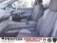 Used Peugeot 3008 Active 130 HP (95 kW) 2024 Blue SUV