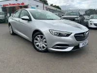 Used Vauxhall Insignia Design Edition 108 HP (79 kW) 2018 Silver Hatchback