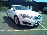 Used Vauxhall Insignia S 163 HP (119 kW) 2014 White Hatchback