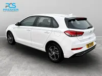 Used Hyundai i30 SE 120 HP (88 kW) 2021 White Hatchback